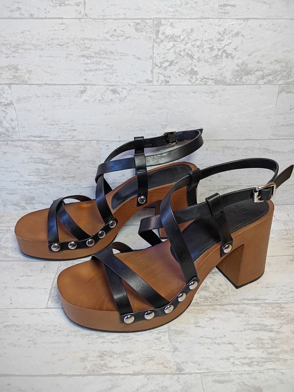 H&M Black Strappy Platform Sandals with Wooden-Look Block Heel Sz 7